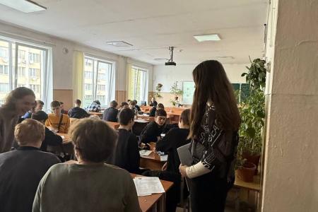 Стипендия — МРОТ — это инвестиция в будущее»: Молодежь Крыма поддерживает пункты «Народного референдума» КПРФ