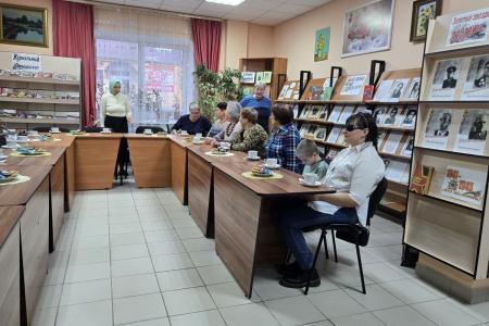 Делегация КПРФ во главе с Казбеком Тайсаевым привезла гуманитарную помощь приграничным территориям Брянской области