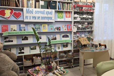 Делегация КПРФ во главе с Казбеком Тайсаевым привезла гуманитарную помощь приграничным территориям Брянской области