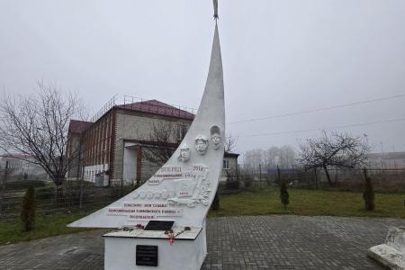 Делегация КПРФ во главе с Казбеком Тайсаевым привезла гуманитарную помощь приграничным территориям Брянской области