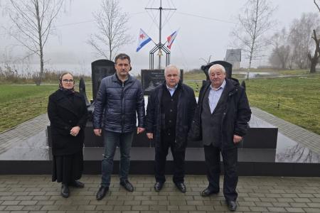 Делегация КПРФ во главе с Казбеком Тайсаевым привезла гуманитарную помощь приграничным территориям Брянской области