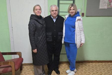 Делегация КПРФ во главе с Казбеком Тайсаевым привезла гуманитарную помощь приграничным территориям Брянской области