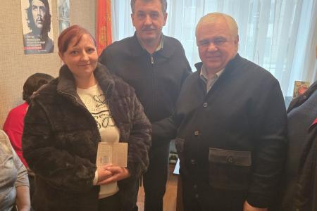 Делегация КПРФ во главе с Казбеком Тайсаевым привезла гуманитарную помощь приграничным территориям Брянской области