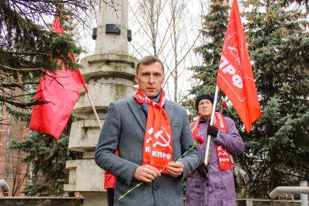 Республика Удмуртия: «Великому Октябрю – бессмертная слава!»