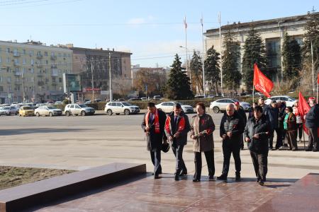 Великий Октябрь в Сталинграде: Красный автопробег и Память о Революции