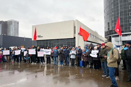 В Перми при поддержке КПРФ прошел новый митинг против застройки спорткомплекса "Трудовые резервы"