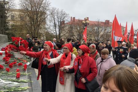 Севастополь отметил День Великого Октября