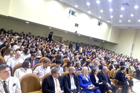 Олег Лебедев передал слова приветствия от лидера КПРФ Г.А. Зюганова участникам Всероссийской научно-практической конференции в Вологде