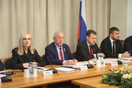 Николай Харитонов: «Вопрос энергоразвития Дальнего Востока и Арктики требует решающего участия государства!»