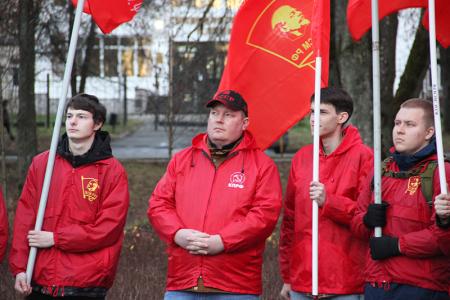 Ивановские коммунисты отметили 108-ю годовщину Великого Октября