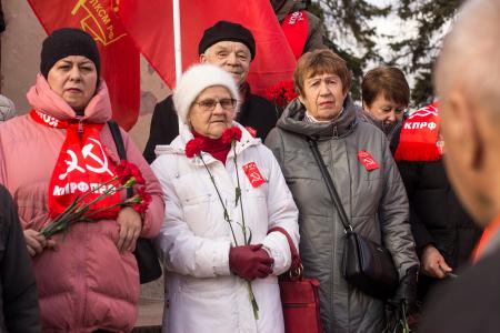 Костромская область. «Ура, товарищи! Сегодня 108-я годовщина Великой Октябрьской Социалистической Революции!»