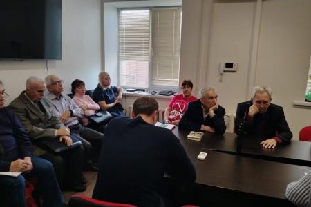 «Нам Октябрь Великий дорог!». В Курском обкоме КПРФ состоялось политзанятие по актуальным вопросам