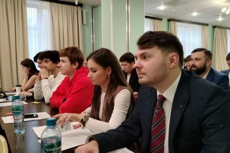 V Пленум ЦК ЛКСМ РФ: «В авангарде молодёжи – за реализацию Программы Победы КПРФ»