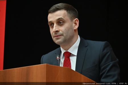 В Подмосковье проходит семинар-совещание руководителей региональных комитетов КПРФ