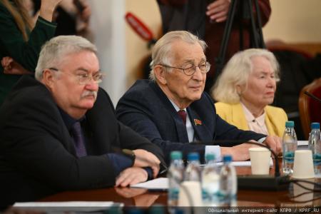 Г.А. Зюганов: Защита Байкала - это спасение будущего