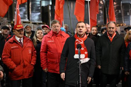 В единстве фронта и тыла. 146-й гуманитарный конвой КПРФ