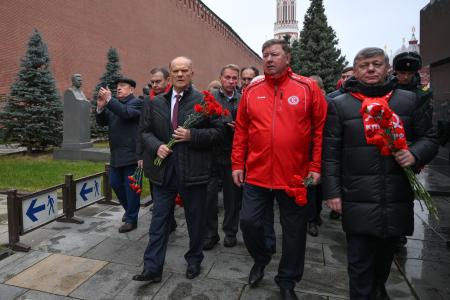 Патриотическая акция КПРФ в День Октябрьской Революции