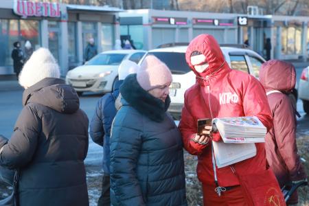 Омск. Мороз пикетам не помеха