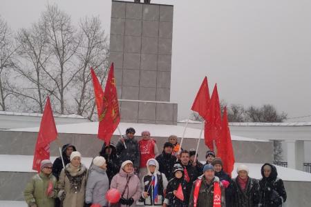 Коммунисты Забайкалья: «Слава Великому Октябрю!»