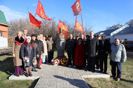 Орловская область. Великий Октябрь зовет нас в будущее!