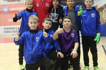 МФК КПРФ провел в «Юности» мастер-класс для ребят из Донецка