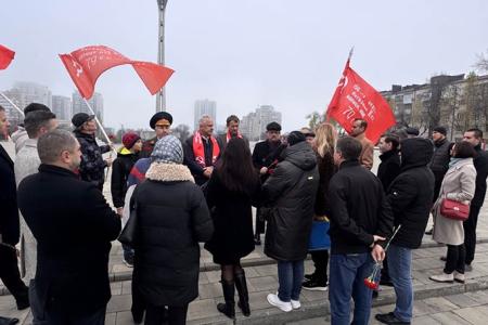 Слава первого удара. В Ростове-на-Дону коммунисты отметили 84-ю годовщину первого освобождения города от фашистов