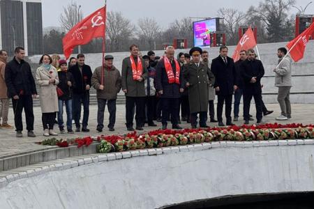 Слава первого удара. В Ростове-на-Дону коммунисты отметили 84-ю годовщину первого освобождения города от фашистов