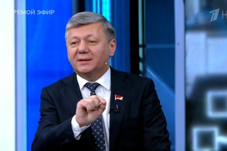 Дмитрий Новиков на Первом канале о том, что мир шире, чем НАТО, и что народ и власть – разные понятия