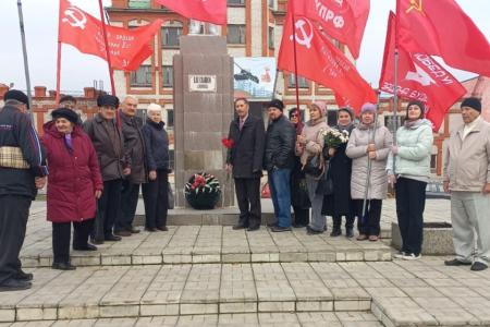 Орловская область. Великий Октябрь зовет нас в будущее!