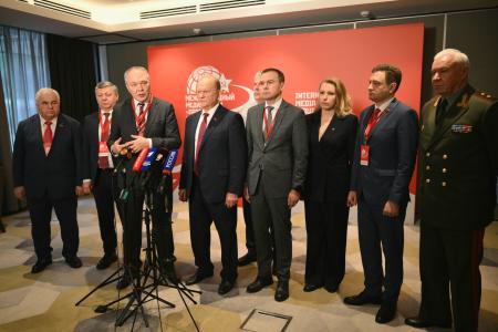 Пресс-подход руководства КПРФ в ходе Международного медиафорума "Правда против фашизма"