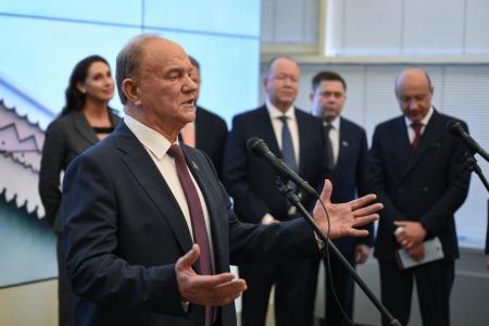 «В лихую годину проявим волю и характер». Г.А. Зюганов выступил на открывшейся в Госдуме выставке «Традиционная Россия»