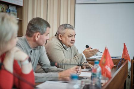 Пленум Красноярского крайкома КПРФ: курс на Победу!