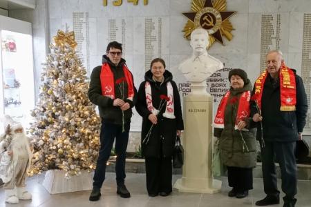 Подмосковные коммунисты: Наше дело – правое! Мы верны идеям партии, всегда рядом с народом!