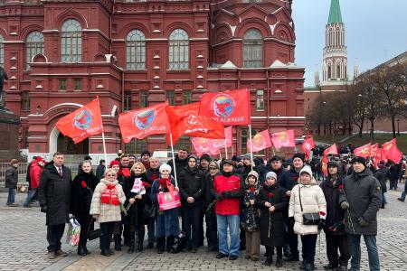Подмосковные коммунисты: Наше дело – правое! Мы верны идеям партии, всегда рядом с народом!