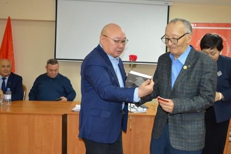 На пленуме Калмыцкого рескома партии обсудили задачи по выполнению  решений II (ноябрьского)  Пленума ЦК КПРФ