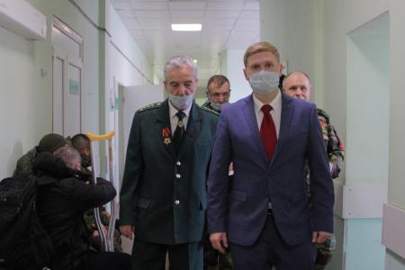 Челябинские коммунисты и сторонники КПРФ поздравили участников СВО с Новым годом
