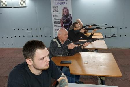 Коммунисты Калуги провели учебно-тренировочный сбор по стрельбе