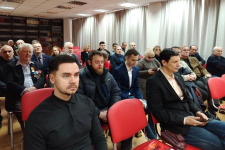 В День рождения И.В. Сталина коммунисты Свердловска провели Пленум