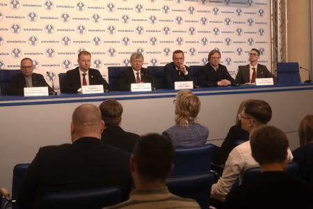 КПРФ провела в Санкт-Петербурге научную конференцию, обсуждавшую наследие русской прогрессивной мысли