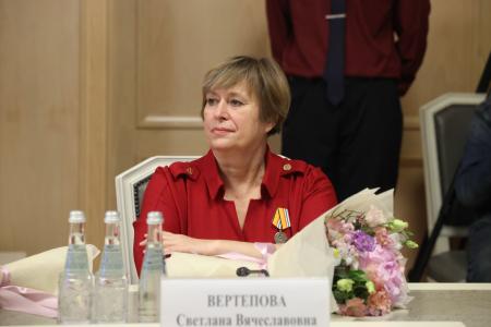 В Госдуме состоялось награждение медалью Министерства обороны Российской Федерации «За помощь и милосердие»