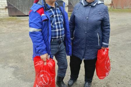 Коммунисты приступили к раздаче гуманитарной помощи в брянском приграничье