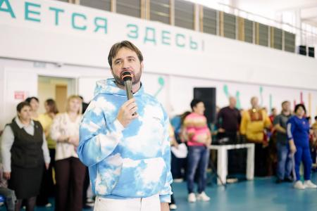 Сергей Гаврилов пожелал участникам «Улётной зарядки» в воронежском Нижнедевицке достижений в спорте и труде