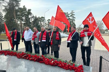 Костромские коммунисты провели автопробег, посвящённый  контрнаступлению советских войск против немецко-фашистских захватчиков в битве под Москвой в 1941 г.