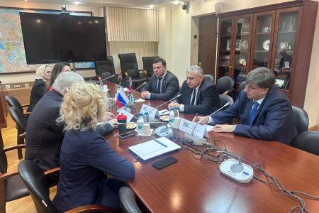 В Москве прошла Международная конференция «Роль взаимодействия фракций политических партий и блоков в межпарламентском сотрудничестве стран СНГ»