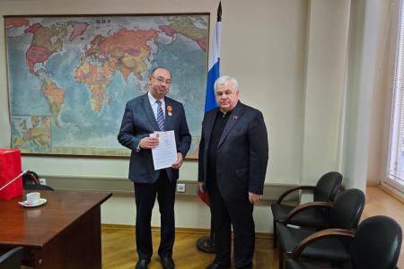 К.К. Тайсаев поблагодарил медицинских работников за самоотверженный труд