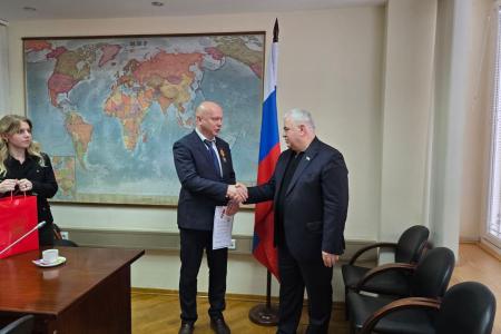 К.К. Тайсаев поблагодарил медицинских работников за самоотверженный труд