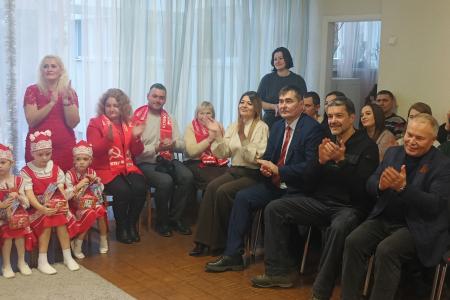 Мелитополь. Первый день рабочей поездки Александра Ющенко: внимание школам, детским садам и поддержке детей в новых регионах