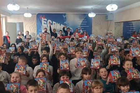 Мелитополь. Первый день рабочей поездки Александра Ющенко: внимание школам, детским садам и поддержке детей в новых регионах