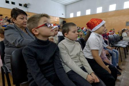 День второй рабочей поездки Александра Ющенко в Херсонскую и Запорожскую области: встречи со школьниками, поддержка военнослужащих и работа на полигонах