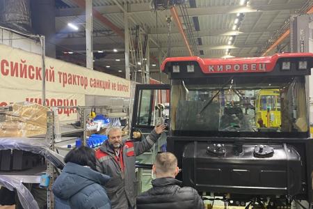 Слушатели партийно-профсоюзной школы КПРФ посетили Кировский завод